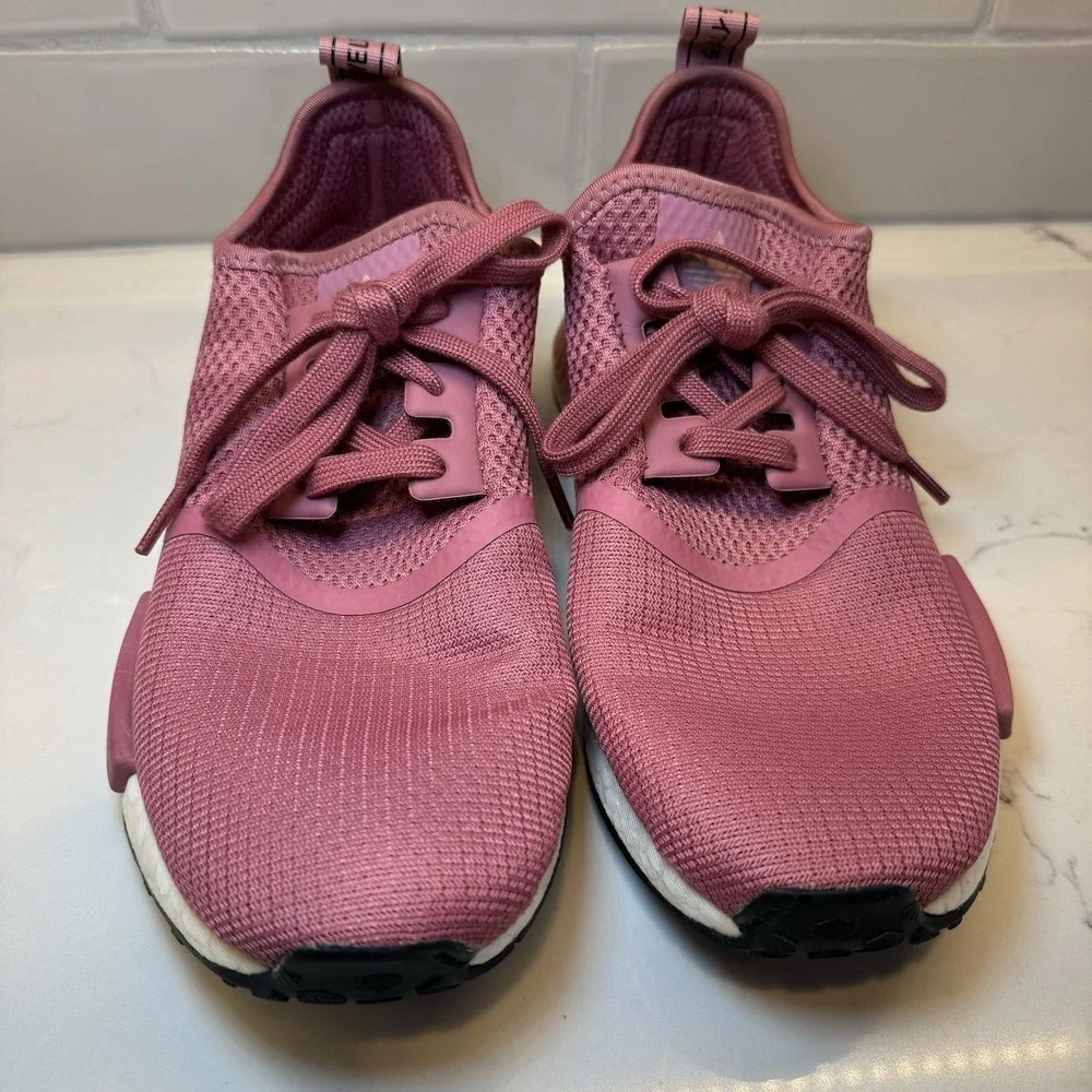 Adidas Women's NMD R1 Shoes Trace Pink Size 7.5